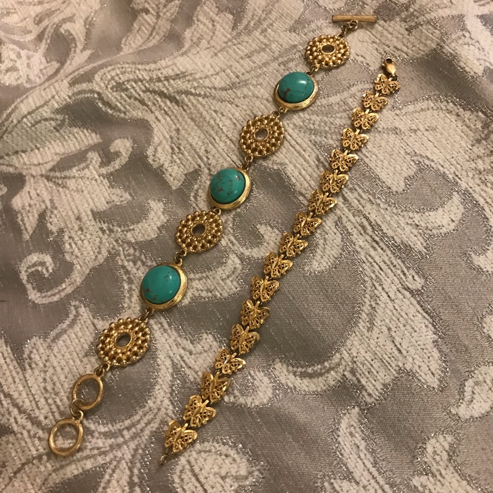 2 bracelets